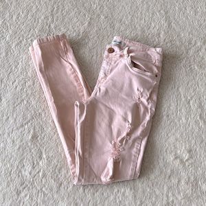 Refuge pink distressed skinny jeans size 6